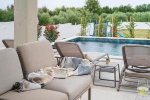 Luxury Villa Petra Vrsi with pool sea view