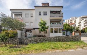 Apartment Magic Moments