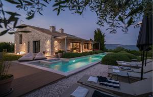 Villa Poimon