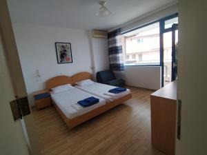 Lira Sto Apartments