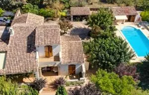 Amazing Home In Beaumont-De-Pertuis - La Bastide-des-Jourdans