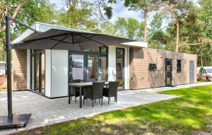 2 Bedroom Nice Home In Hellendoorn