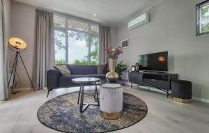 2 Bedroom Nice Home In Hellendoorn