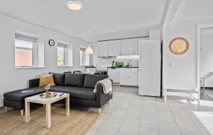 2 Bedroom Cozy Apartment In Assens