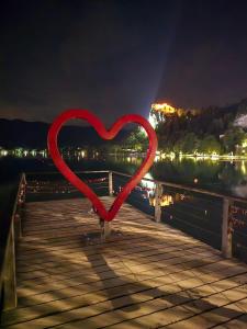 Romance Inn 