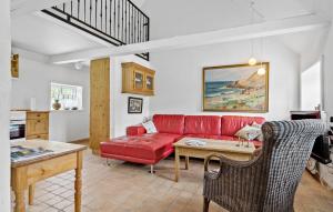 2 Bedroom Stunning Home In Blåvand