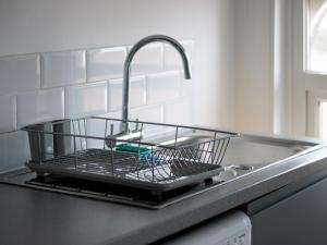 Viking Bay Hideaway- Central Broadstairs Pass the Keys