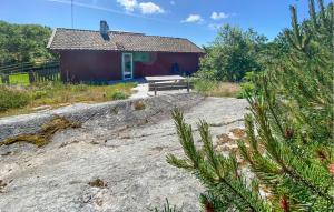 3 Bedroom Amazing Home In Grundsund