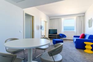Hotels Golden Tulip Marseille Euromed : photos des chambres