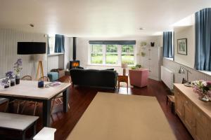 The Old School, Hume