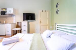 Traditional apartment Bacvice, 3 min walk to the beach