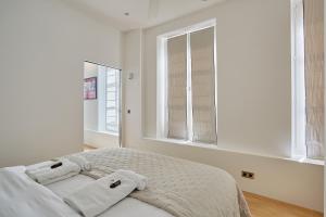 Amazing 2 bedrooms Apartment Paris Center by Studio Prestige