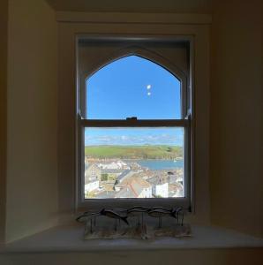 Salcombe - 2 bedroom flat, fantastic harbour views