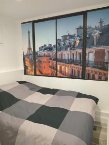 Studio neuf joliment décoré à 5 min de laéroport