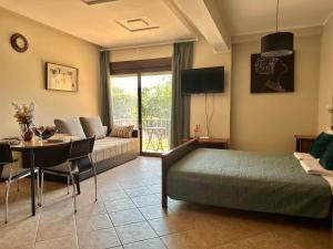 Studio with Sea View room in Villa Risan Apartments