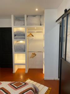 Appartements T2 climatise - Pres des plages : photos des chambres