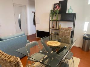 Appartements T2 climatise - Pres des plages : photos des chambres