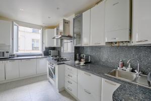 Le Petit Hôtel - Appt 6p 127 m² à Paris