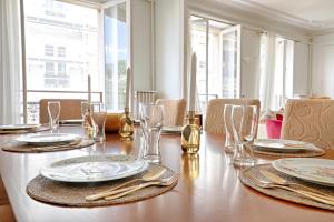 Le Petit Hôtel - Appt 6p 127 m² à Paris