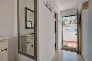 Spacious Penthouse with Spectacular Sea Views!