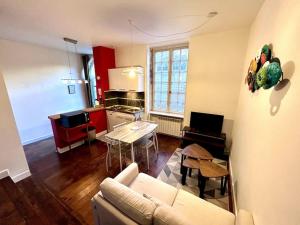 Le Puyravault - Studio situé en plein centre-ville & proche des thermes