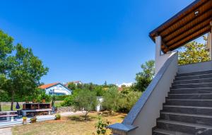 Beautiful Apartment In Pinezici