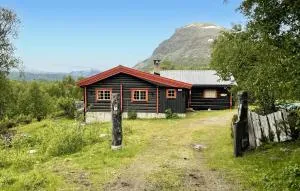 Awesome Home In Hemsedal With Sauna - Vevle