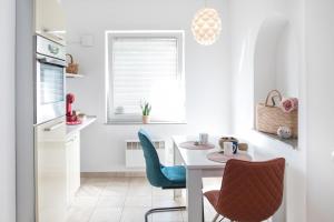 Atrium Haven next to Tivoli park