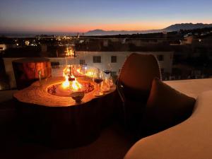 Villa Vida - Luxury Panorama Seaview Penthouse in Organic-Boho Design with Pool, Gym, Spa