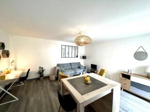 Appartements Cote Cour - Appartement en plein centre-ville & proche des thermes : photos des chambres
