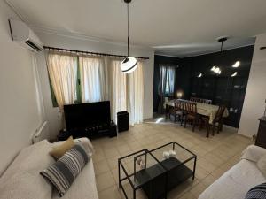Perivolia Apartment
