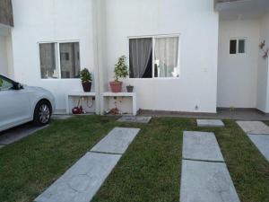 Casa con dos habitaciones disponibles