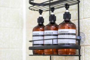 Cozy 2BR-Walk to Tufts & Green Line, Near Boston!