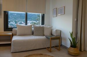 MARAVILLA SUITES