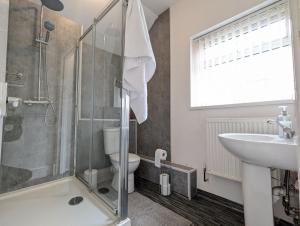 Beautiful 4 Bedroom Apartment - Sleeps 12 people