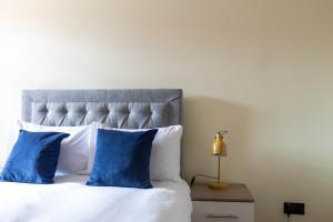 1 BDR Flat At Caledonia Luxe Stays Short Lets & Serviced Accommodation Tillicoultry