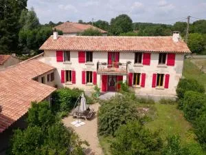 Maison Charentaise - Saint-Aigulin