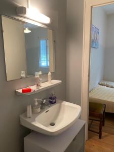 Maisons de vacances Villa centre ville SOULAC sur Mer : photos des chambres