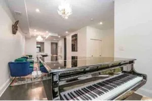 Lakefront Rooftop Parking - Whiting