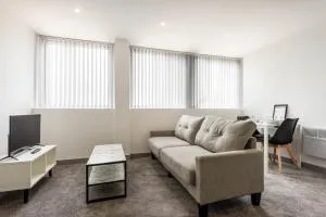 Cosy 1 Bedroom Yeadon Apartment - Apperley Bridge