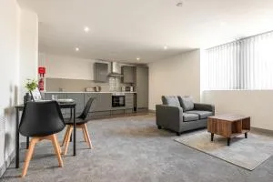 Convenient 2 Bedroom Apartment in Yeadon - Apperley Bridge