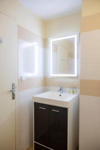 Appartements T2 au coeur du centre historique de Briancon #5 : photos des chambres