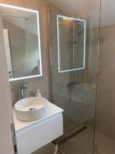 Apartments by the sea Brijesta, Peljesac - 10223