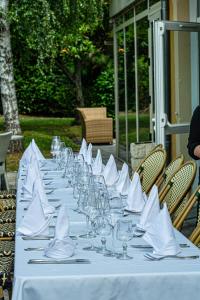 Hotels Logis Hotel - Le Relais du Parisis : photos des chambres