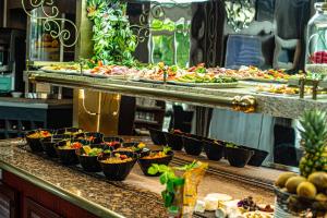 Hotels Logis Hotel - Le Relais du Parisis : photos des chambres