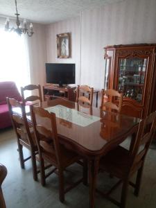 Sejours chez l'habitant Chambre individuelle dans un grand appartement 3 pieces : photos des chambres