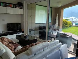 Golfo Gabella Lake Apartments