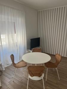 LoveRhome Apartment 10