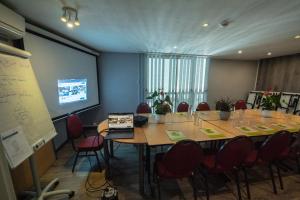 Hotels Logis Hotel - Le Relais du Parisis : photos des chambres