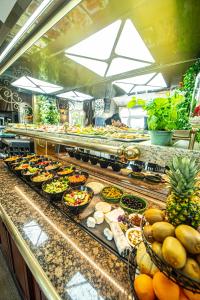 Hotels Logis Hotel - Le Relais du Parisis : photos des chambres